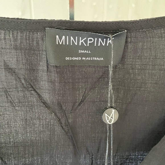 NWT MINKPINK Women’s Harper Twist Blouse Black Size S - Picture 5 of 6